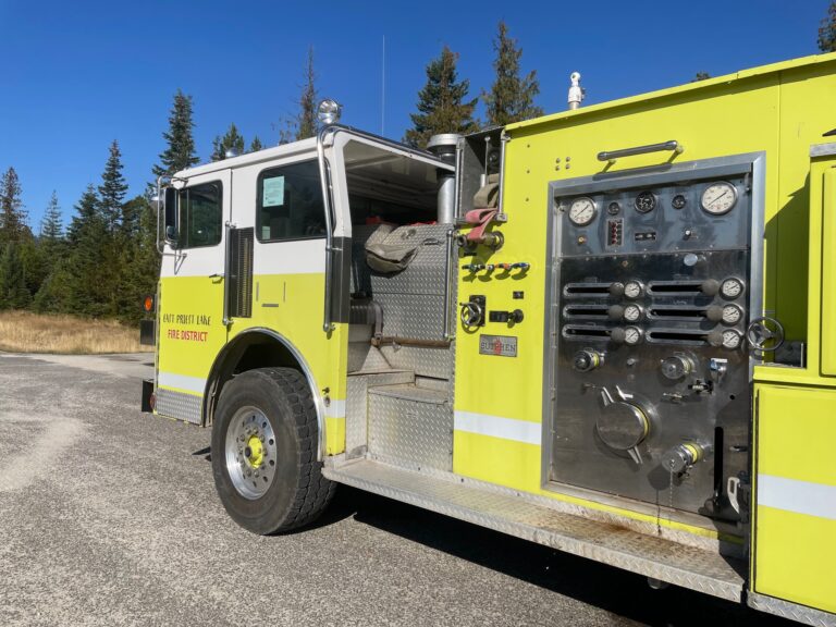 East Priest Lake Fire Engine